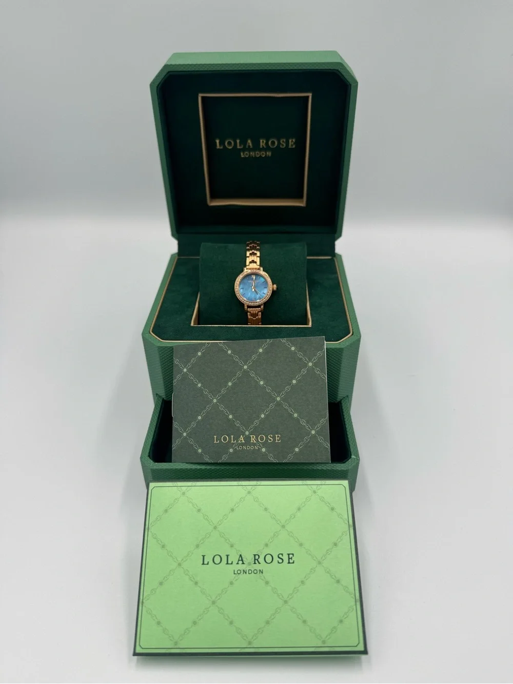 Show-stopper! LOLA ROSE, Rose-gold-tone Bracelet Watch, stunning ocean blue dial